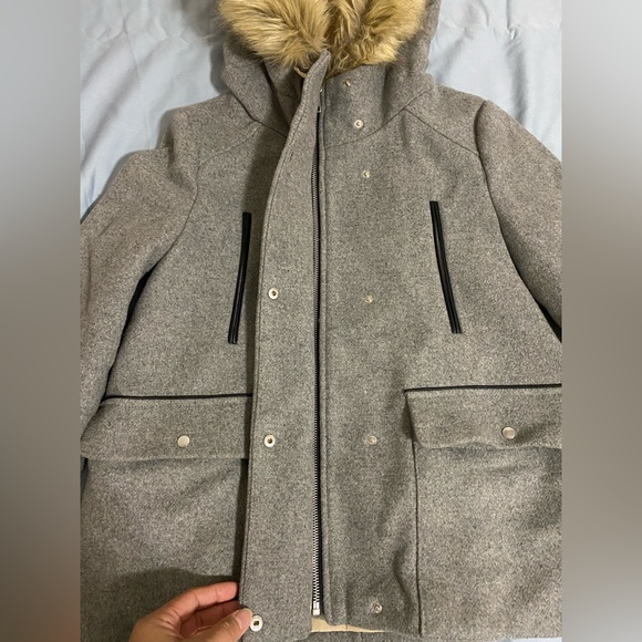 Zara Trf outerwear. Colour Grey. Size Small - Picture 2 of 6